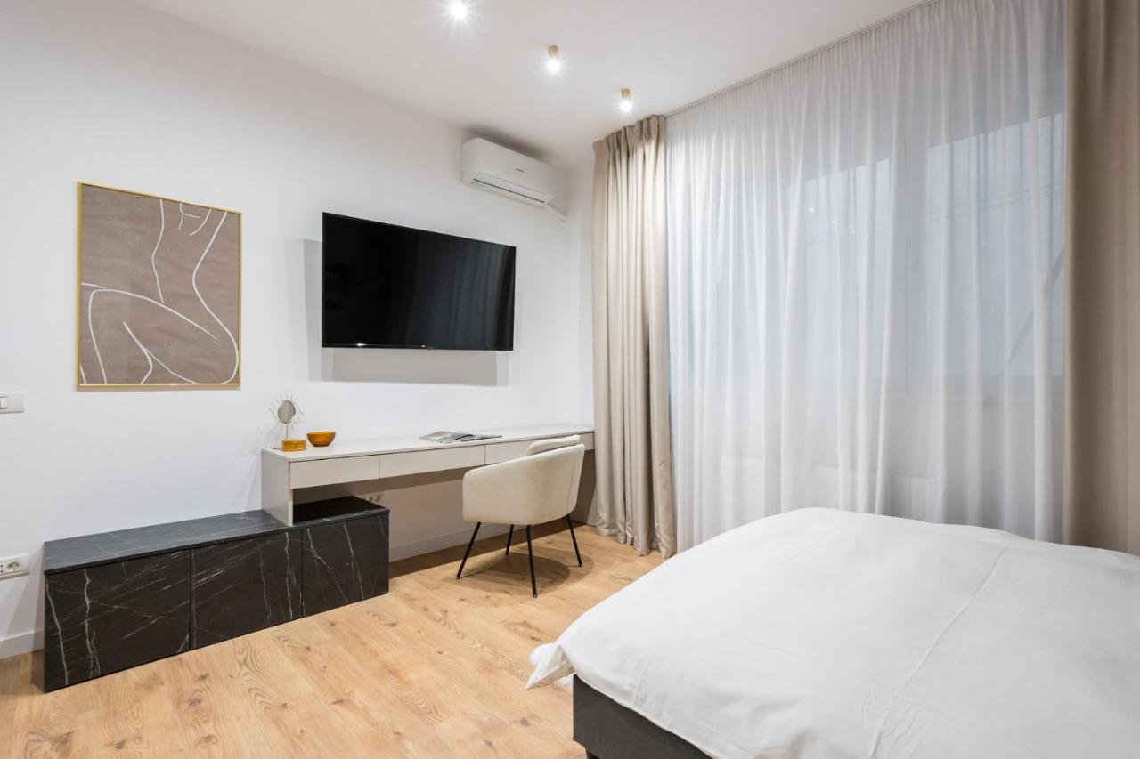 Crystal 3Bdr Apartment In Center Bucareste Exterior foto