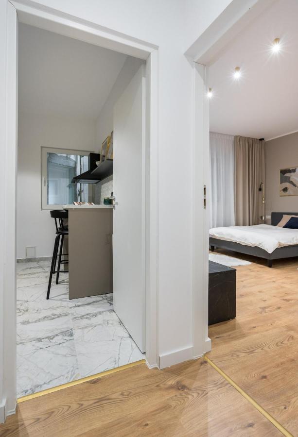 Crystal 3Bdr Apartment In Center Bucareste Exterior foto